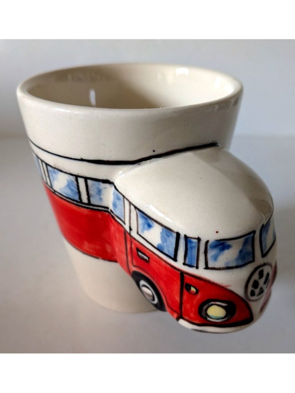 Vintage Retro Volkswagen Ceramic Coffee Mug White Red 8 oz. 4 in.